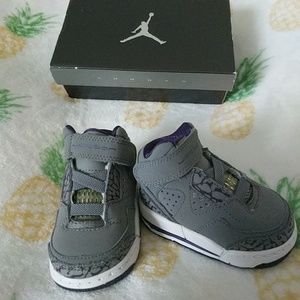 baby jordan trainers